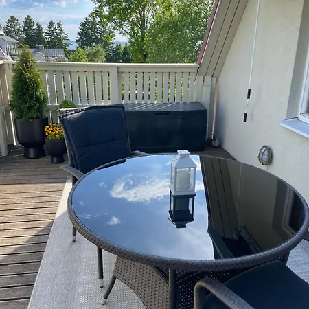 Apartment Cozy 1 Bedroom With Balcony & Views *